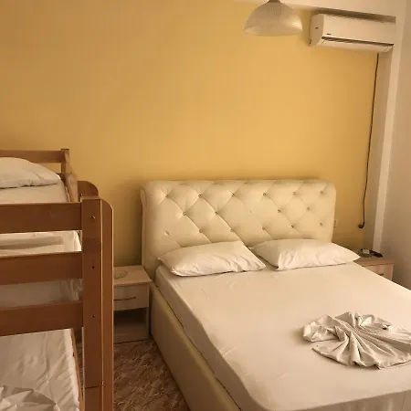 President מלון גולם